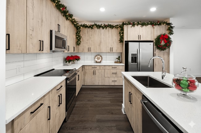 The Argos Apartments at Grant Park in Atlanta, GA - Building Photo - Building Photo