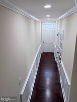 216 S Henry St in Alexandria, VA - Building Photo