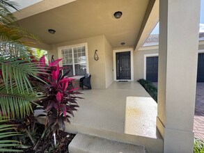 13270 Vennetta Way in Windermere, FL - Building Photo - Building Photo