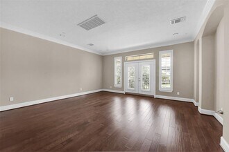 905 Garden Oaks Trce in Houston, TX - Building Photo - Building Photo