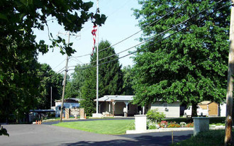 Valley Forge Crossing Apartments