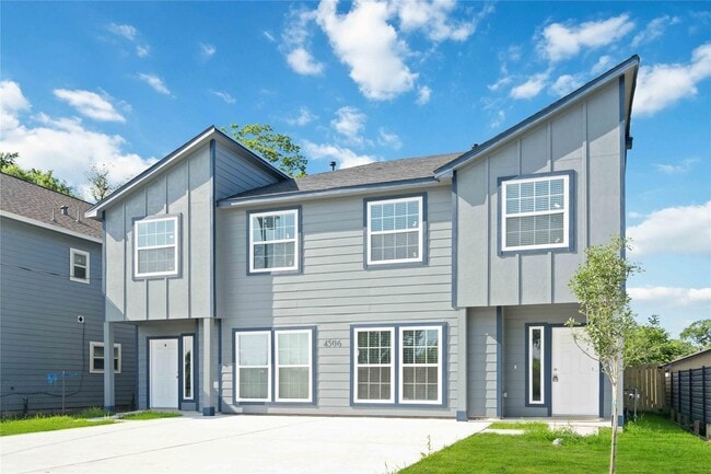 4506 Mayflower St in Houston, TX - Building Photo - Building Photo