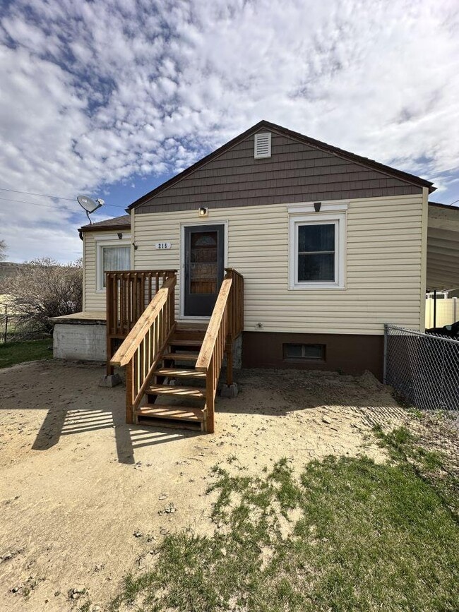 property at 215 Garden Ave