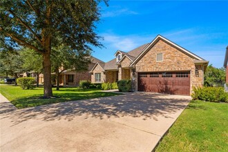 4708 Mont Blanc Dr in Bee Cave, TX - Building Photo - Building Photo