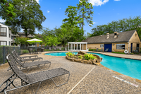 Elm Creek Apartments in Kingwood, TX - Building Photo - Building Photo