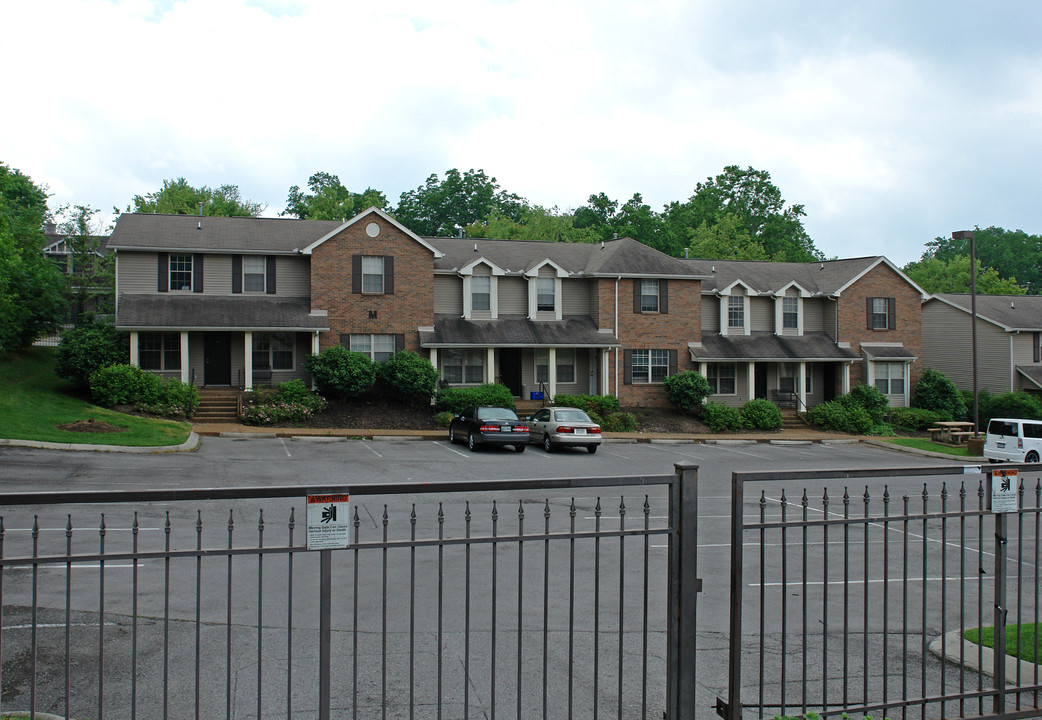 Belmont Commons in Nashville, TN - Building Photo