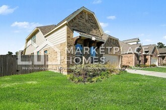 30501 Pleasant Oaks Dr in Magnolia, TX - Building Photo - Building Photo