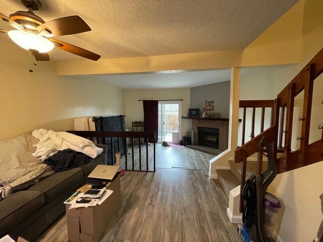 4250 S Mobile Cir in Aurora, CO - Building Photo - Building Photo