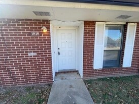 1818 S 13th Pl in Rogers, AR - Building Photo