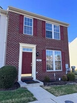 1011 Meadow View Dr in Salisbury, MD - Building Photo