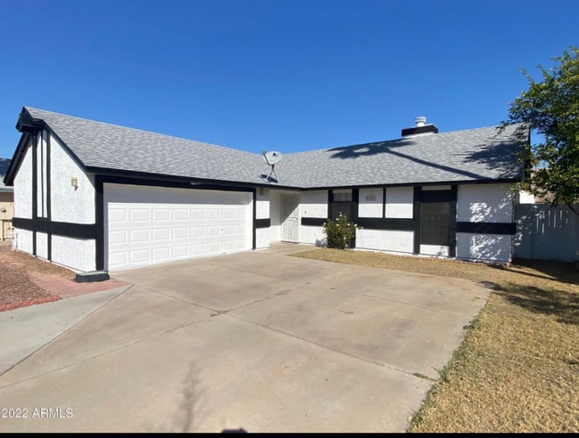 7322 W Tuckey Ln in Glendale, AZ - Building Photo - Building Photo