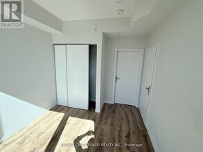 60 Frederick St in Kitchener, ON - Building Photo - Building Photo