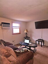 123 Gracie Dr in North Babylon, NY - Building Photo - Building Photo