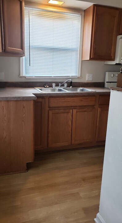 406 2nd St in Portsmouth, IA - Building Photo