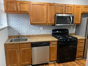 2800 The Alameda in Baltimore, MD - Building Photo - Building Photo