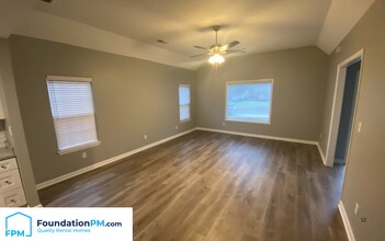 4971 Given Ave in Memphis, TN - Building Photo - Building Photo