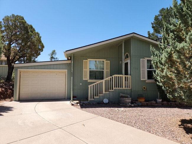property at 600 E Spruce Cir