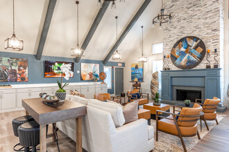 Aurora Flats in Lubbock, TX - Foto de edificio - Interior Photo