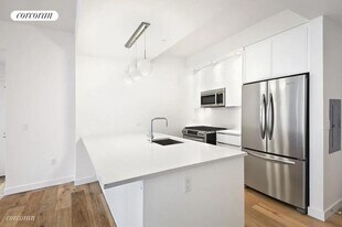 23 W 116th St in New York, NY - Building Photo