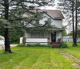 1334 Parkman Rd NW in Warren, OH - Building Photo