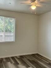 2302 S Grand St in Visalia, CA - Building Photo - Building Photo