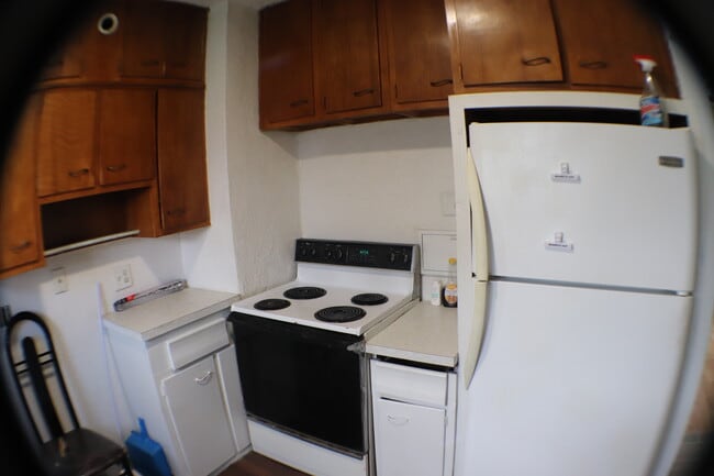 2118 Delence St in Toledo, OH - Building Photo - Building Photo