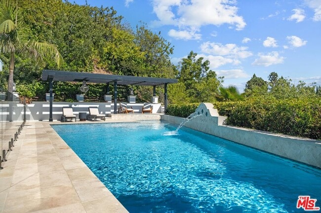 property at 9620 Highridge Dr