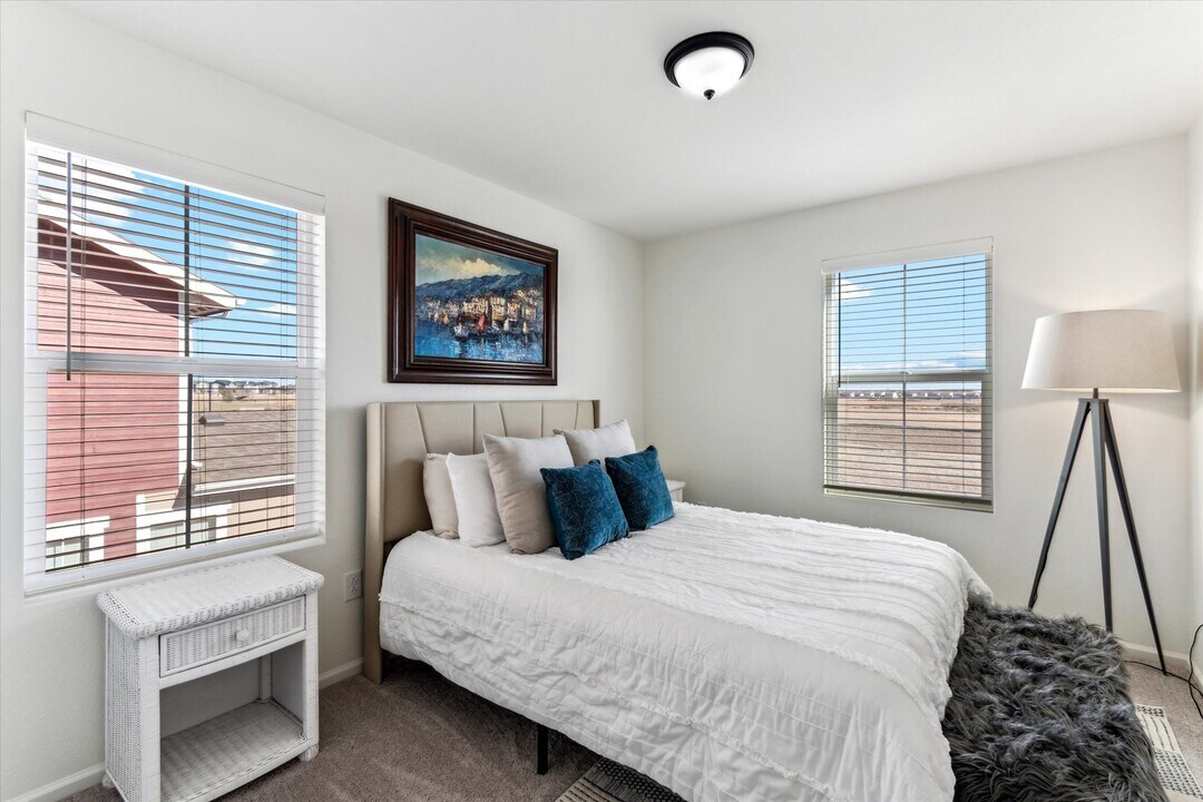 20975 E 59th Ave in Aurora, CO - Building Photo