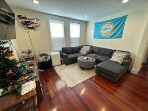 145 L St in Boston, MA - Foto de edificio - Building Photo