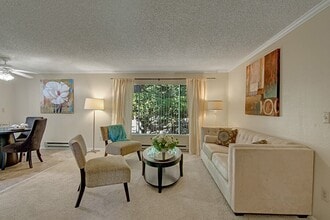 Ridge & Shores in Federal Way, WA - Foto de edificio - Building Photo