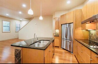 1207 Beaconsfield Lane in Arlington, TX - Building Photo - Building Photo