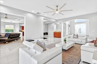 5 Curie Ct in Rancho Mirage, CA - Building Photo - Building Photo