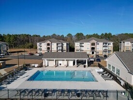 210 Grove Cir in Lillington, NC - Building Photo