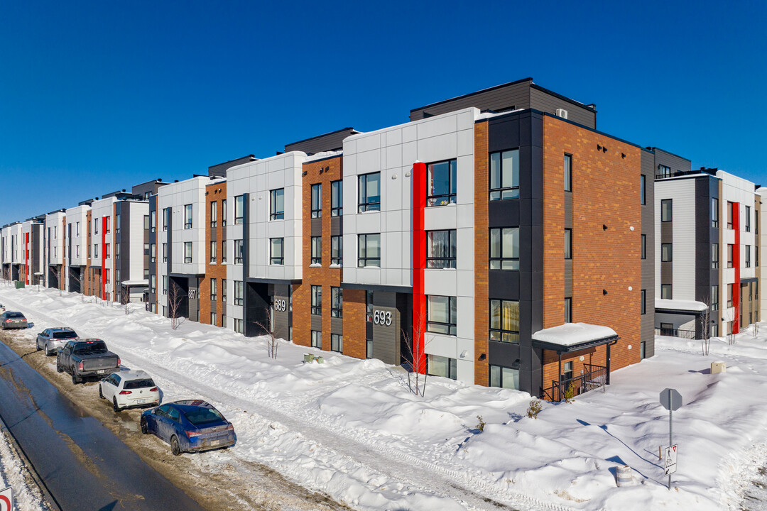 687-693 Du Plateau Boul in Gatineau, QC - Building Photo