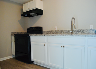 804 Pearl St in Baytown, TX - Building Photo - Building Photo