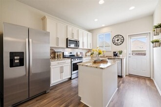 717 Bayberry Cir in Mustang Ridge, TX - Building Photo - Building Photo