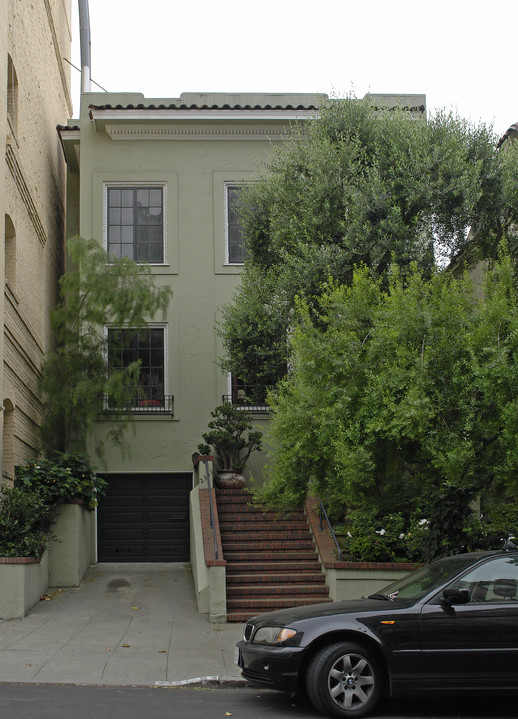 2351 Pacific Ave in San Francisco, CA - Building Photo