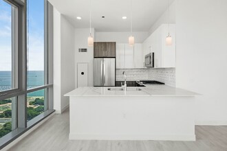 814 S Michigan Ave in Chicago, IL - Foto de edificio - Building Photo