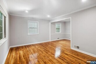 692 John St in Teaneck, NJ - Building Photo - Building Photo