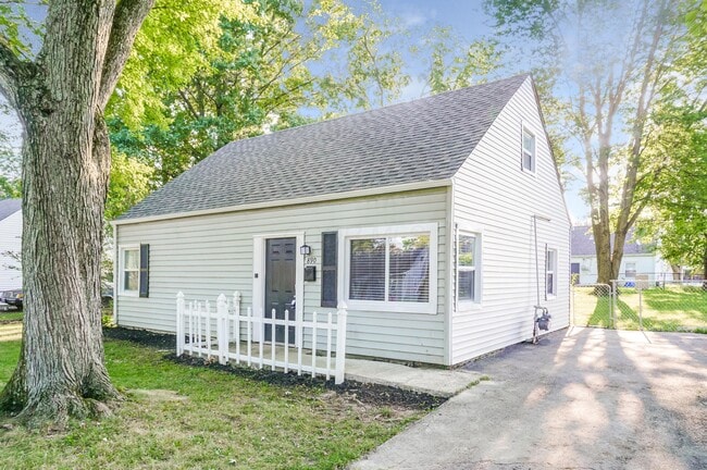 property at 890 Bucknell Rd