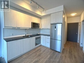 36 Forest Manor Rd in Toronto, ON - Building Photo - Building Photo