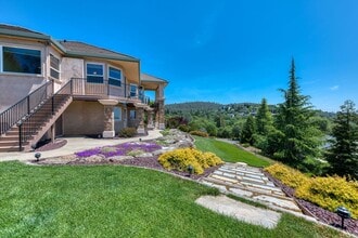 3310 Cessna Dr in Cameron Park, CA - Building Photo - Building Photo