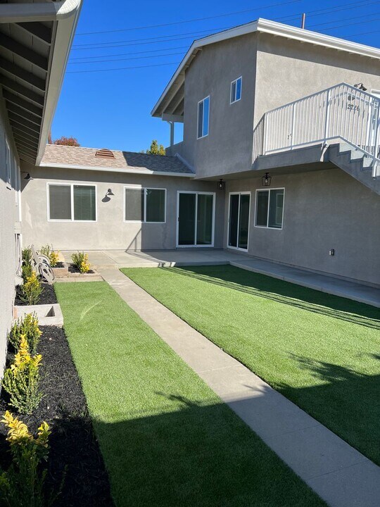 2226 Conquista Ave, Unit 2226 (Front) in Long Beach, CA - Building Photo