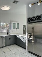 820 NW 132nd Ct in Miami, FL - Building Photo - Building Photo