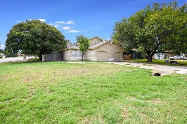 305 Regatta Dr in Bee Cave, TX - Building Photo - Building Photo