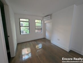 61 Joy St in Boston, MA - Foto de edificio - Building Photo