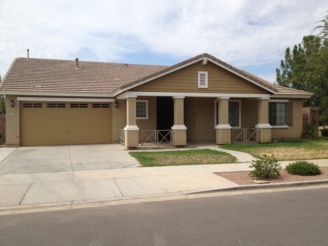 property at 18805 E Mockingbird Dr