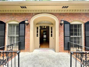 880 Richmond Hill Dr in Marietta, GA - Building Photo - Building Photo