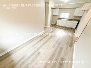 21950 Miller Ave in Euclid, OH - Building Photo - Building Photo