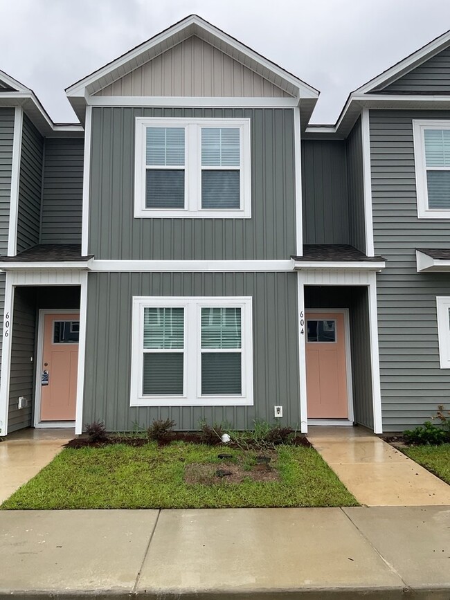 property at 604 Jacks Xing Dr